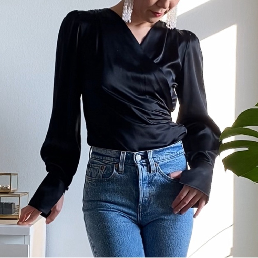 Reformation Fawn Silk Top Black Size 0